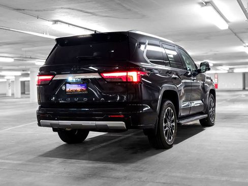 Used 2024 Toyota Sequoia Limited image 7