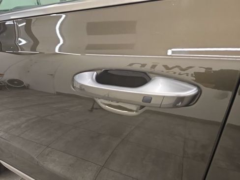 Used 2025 Kia Telluride S AWD/4WD image 20