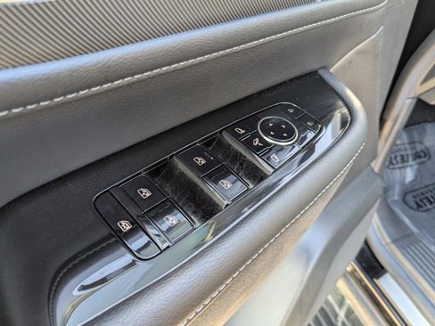 Used 2025 INFINITI QX80 Sensory w/ Exterior Package image 28