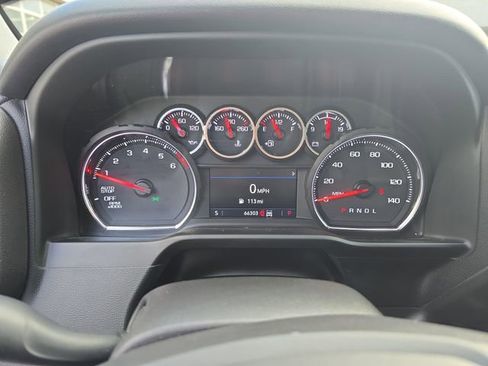 Used 2022 Chevrolet Silverado 1500 Custom w/ Safety Confidence Package image 19