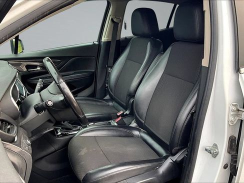 Used 2019 Buick Encore Preferred w/ Safety Package FWD image 17