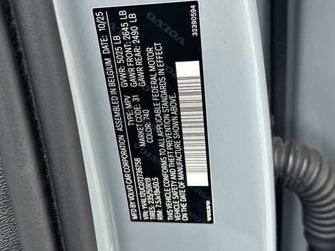 Used 2026 Volvo XC40 B5 Plus AWD/4WD image 34