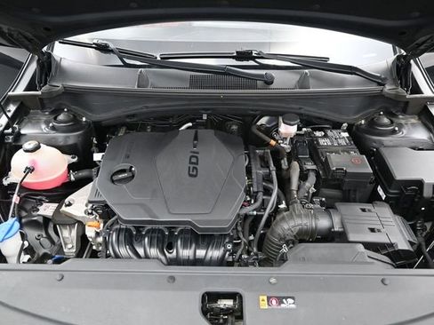 Used 2023 Kia Sportage SX image 10