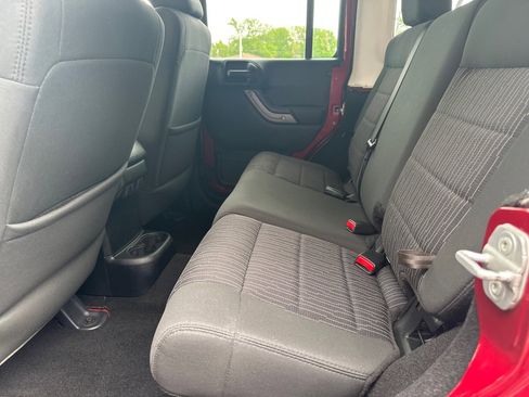 Used 2012 Jeep Wrangler Unlimited Sport AWD/4WD image 18