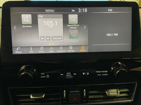 Used 2022 Nissan Armada Platinum w/ Captain's Chairs Package image 19