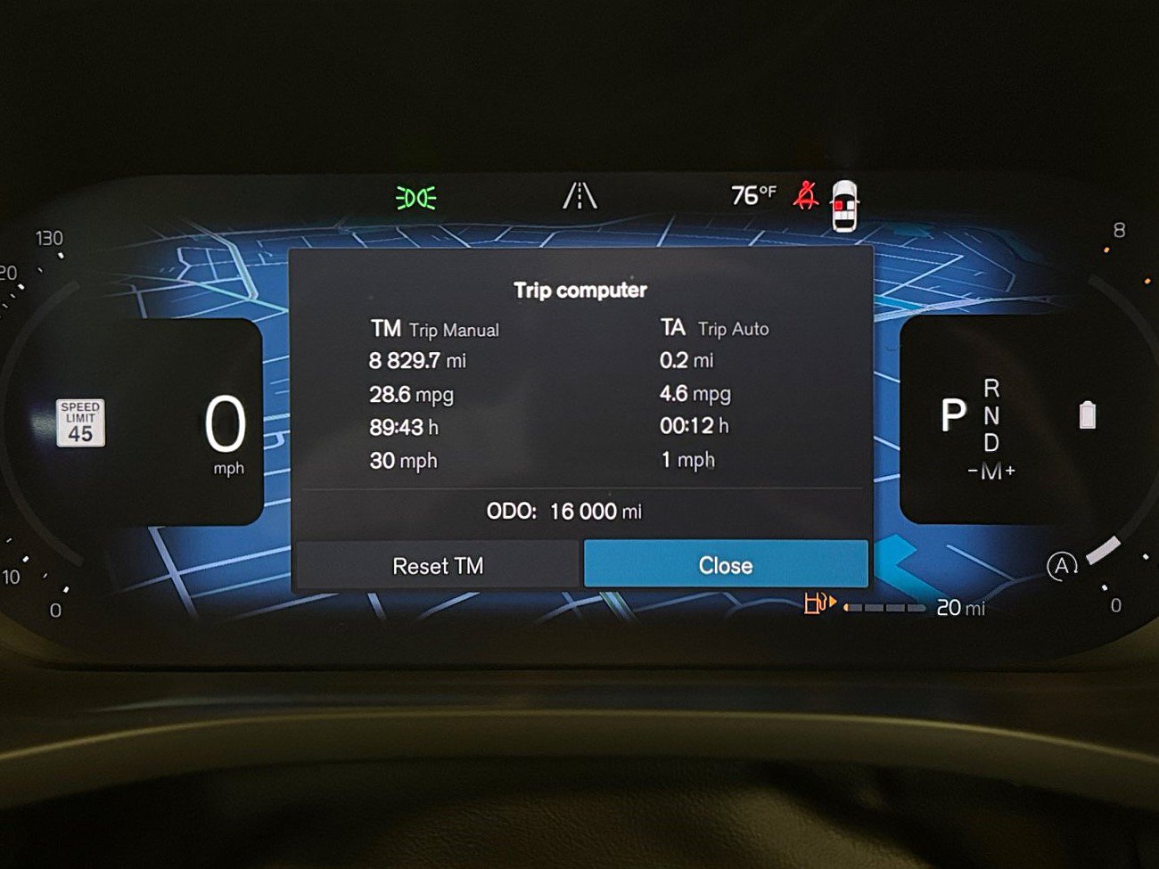 Used 2025 Volvo XC60 B5 Plus AWD/4WD image 11
