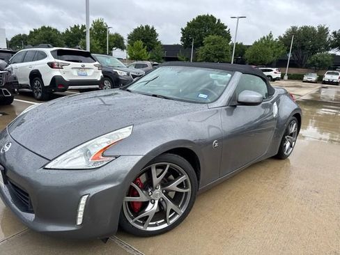 Used 2014 Nissan 370Z Touring w/ Sport Package RWD image 6