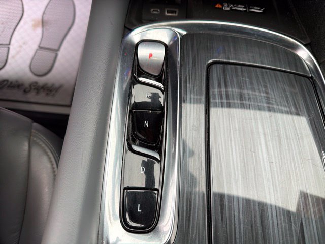 Used 2024 Buick Enclave Essence w/ LPO, Floor Liner Package AWD/4WD image 22