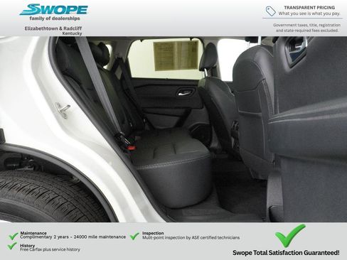 Used 2025 Nissan Rogue SL w/ Tech Package FWD image 10