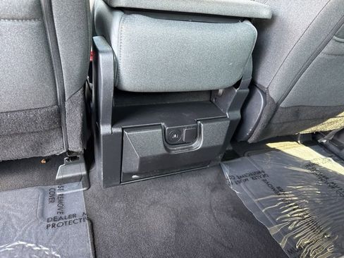 Used 2025 Ford F250 XLT AWD/4WD image 23