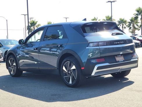 New 2026 Hyundai Ioniq 5 SE RWD image 3