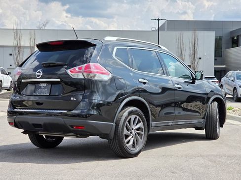 Used 2016 Nissan Rogue SL image 24