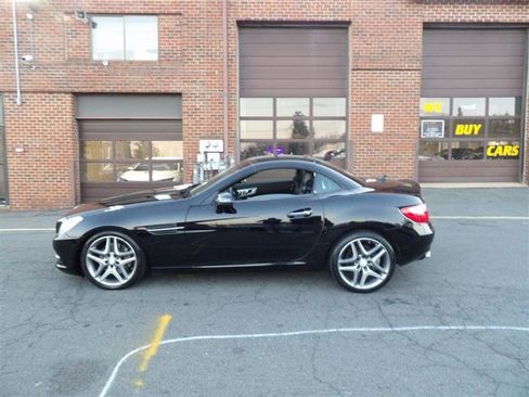 Used 2016 Mercedes-Benz SLK 300 image 17