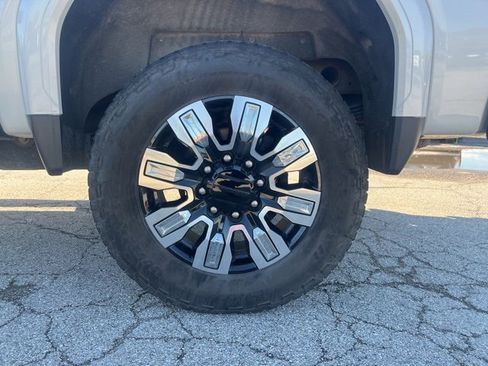 Used 2024 GMC Sierra 2500 Denali w/ Denali Reserve Package image 18