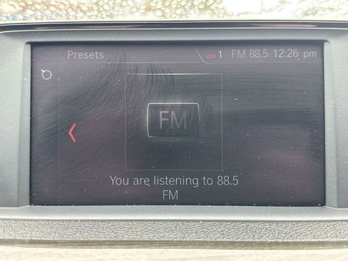 Used 2018 BMW 320i xDrive 320i xDrive image 15