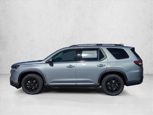 New 2025 Honda Pilot Touring image 8