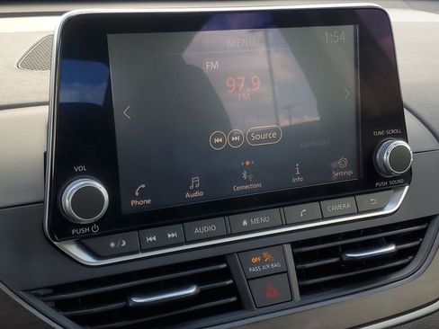 Used 2023 Nissan Altima 2.5 SV image 21