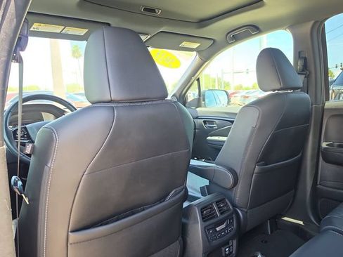 Used 2021 Honda Passport Touring image 14