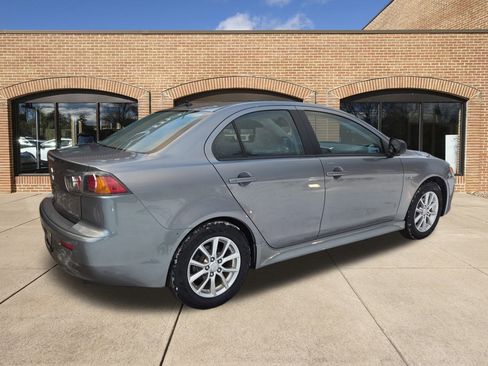 Used 2016 Mitsubishi Lancer ES image 3