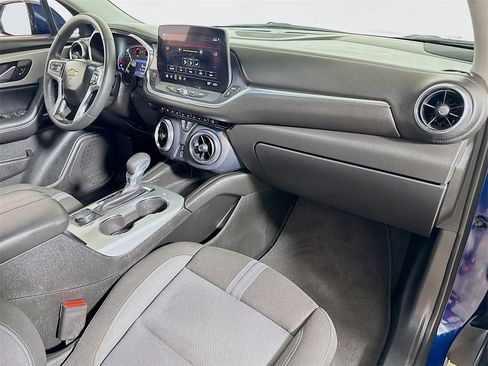 Used 2023 Chevrolet Blazer LT image 25