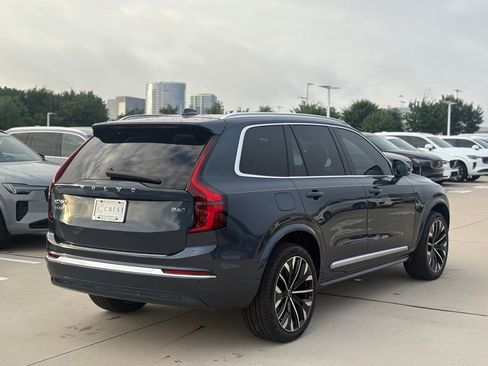 New 2026 Volvo XC90 B6 Plus image 4