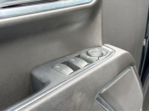 Used 2023 Chevrolet Silverado 1500 LT AWD/4WD image 21