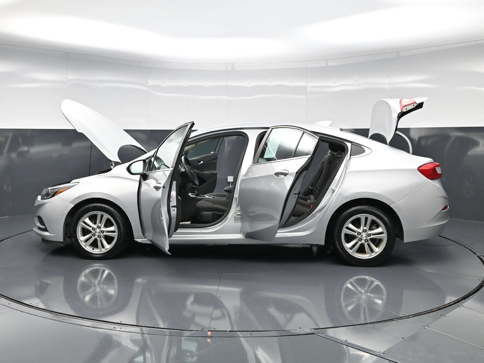 Used 2016 Chevrolet Cruze LT FWD image 73