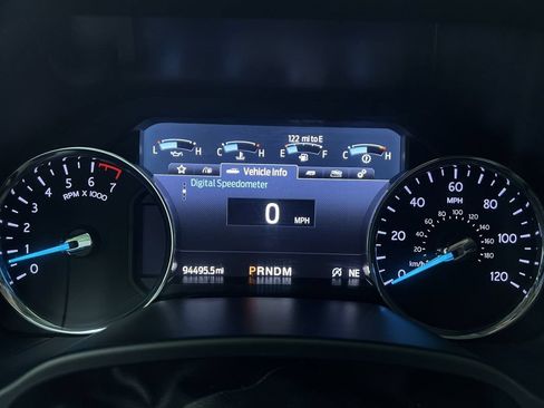 Used 2020 Ford Expedition Max XLT w/ Equipment Group 202A AWD/4WD image 19