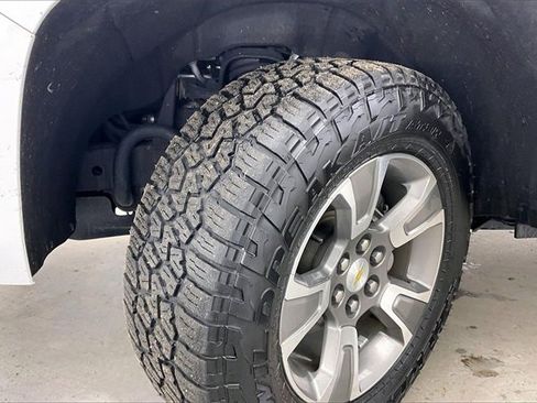 Used 2019 Chevrolet Colorado Z71 image 33