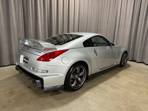 Used 2007 Nissan 350Z NISMO RWD image 5