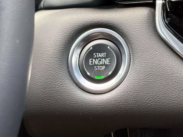 Used 2024 GMC Canyon Elevation w/ Convenience Package AWD/4WD image 27