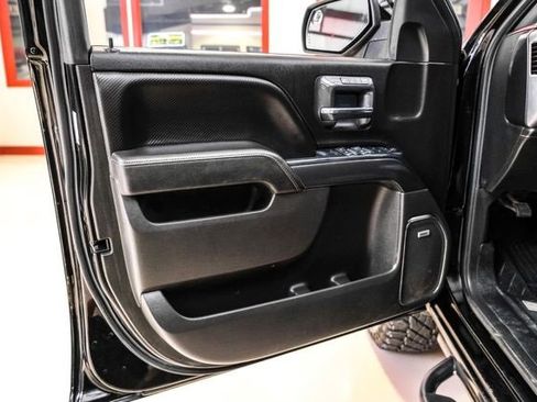 Used 2018 GMC Sierra 1500 SLT w/ All Terrain X Package image 37