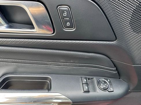 Used 2025 Ford Mustang GT Premium image 14