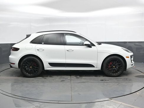 Used 2018 Porsche Macan GTS w/ Premium Package Plus AWD/4WD image 4