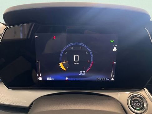 Used 2025 Chevrolet Trax LT FWD image 16