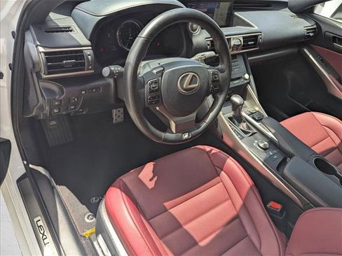 Used 2018 Lexus IS 300 F Sport w/ F Sport Package RWD image 10