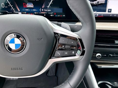 Certified 2025 BMW 330i Sedan RWD image 25
