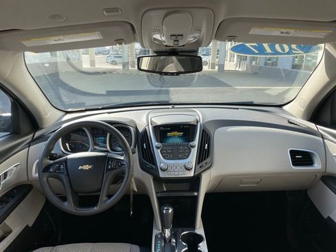 Used 2017 Chevrolet Equinox LS image 11