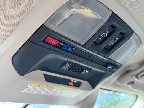 Used 2023 Subaru Impreza Premium image 32