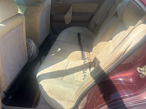 Used 1999 Nissan Maxima image 5