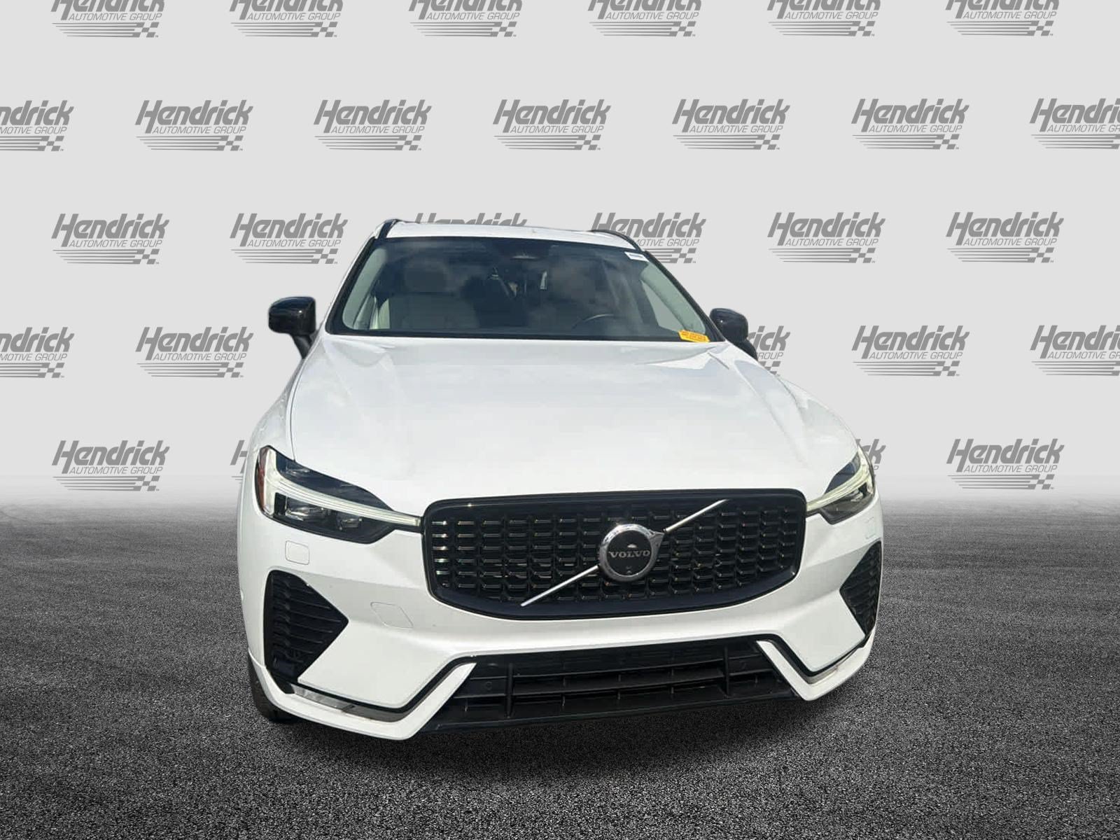 Used 2024 Volvo XC60 B5 Plus w/ Climate Package AWD/4WD image 5