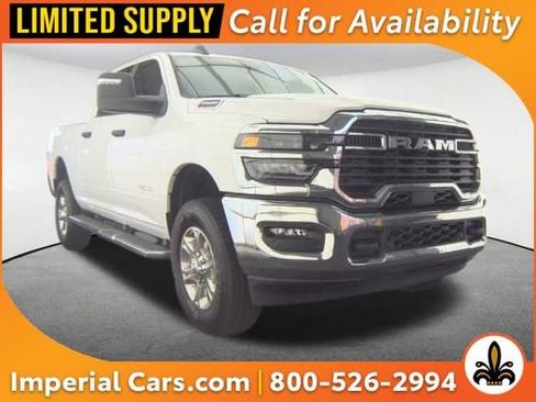 Used 2026 RAM 2500 Big Horn AWD/4WD image 1