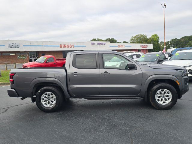 Certified 2024 Nissan Frontier SV w/ Technology Package RWD image 2