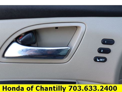 Used 2015 Honda Odyssey Touring image 24