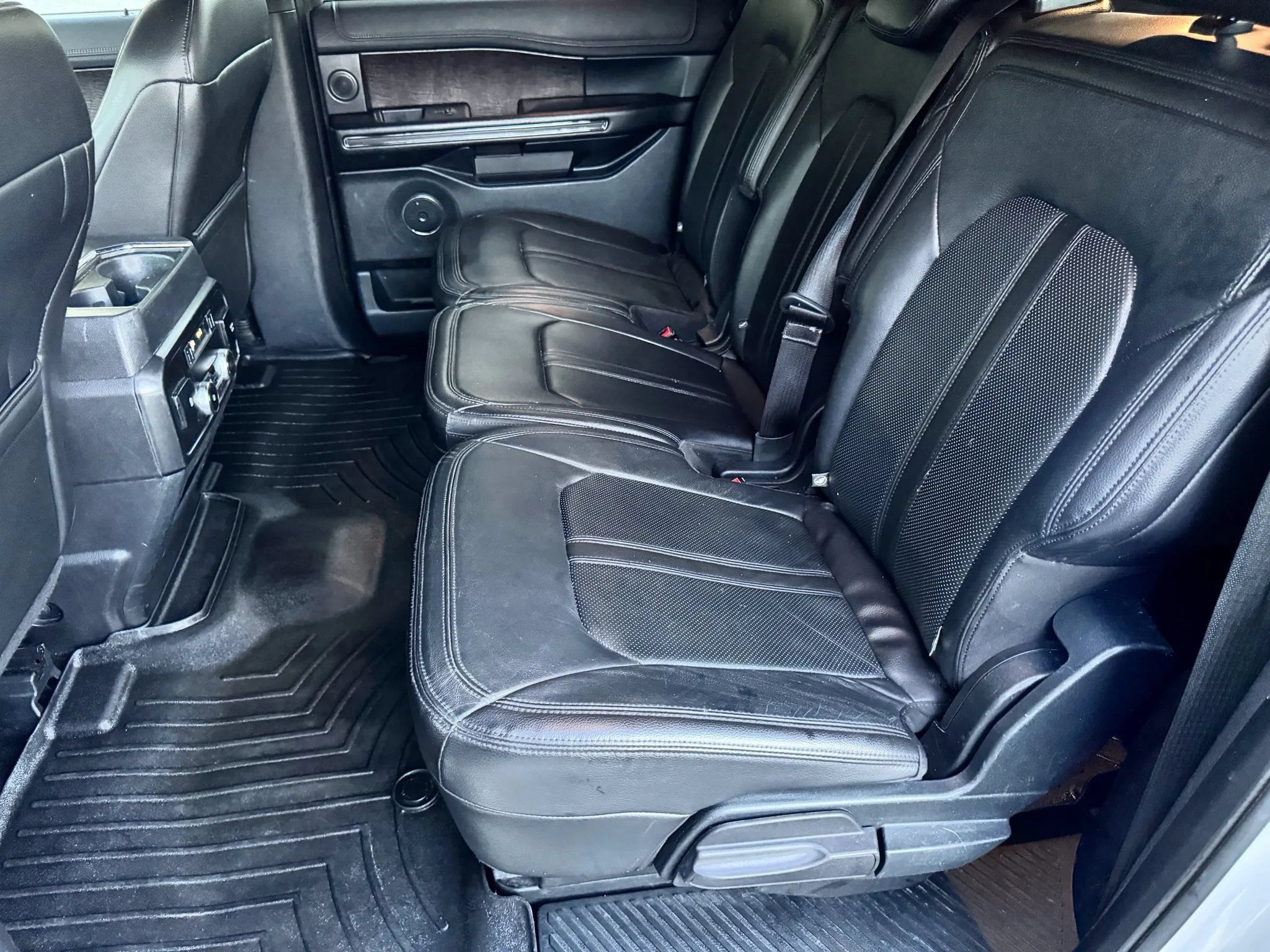 Used 2018 Ford Expedition Max Limited AWD/4WD image 27