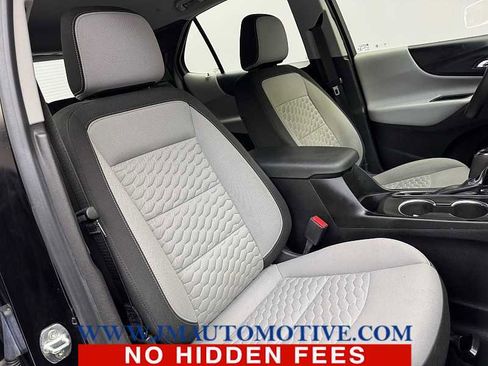 Used 2021 Chevrolet Equinox LS image 19