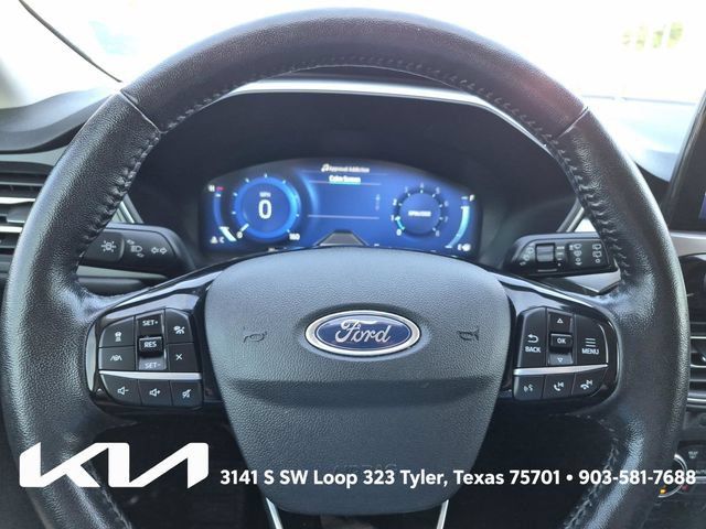 Used 2021 Ford Escape Titanium AWD/4WD image 31