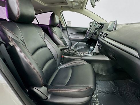 Used 2015 MAZDA MAZDA3 s Touring image 8