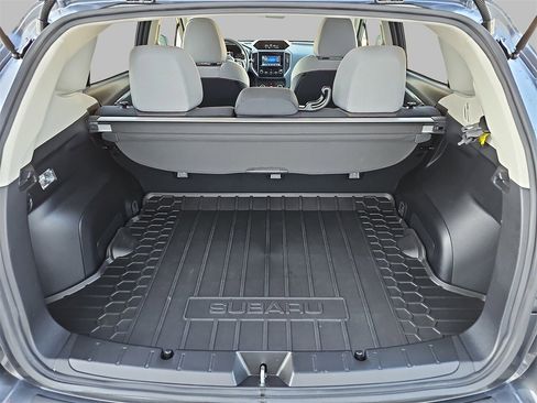 Used 2023 Subaru Crosstrek 2.0i Premium image 12