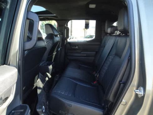 Used 2024 Toyota Tacoma TRD Off-Road image 21